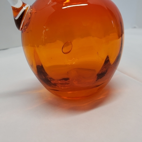 VINTAGE Handblown Orange 🧡 w/clear Handle Glass Art Pitcher Creamer Vase - Picture 7 of 7
